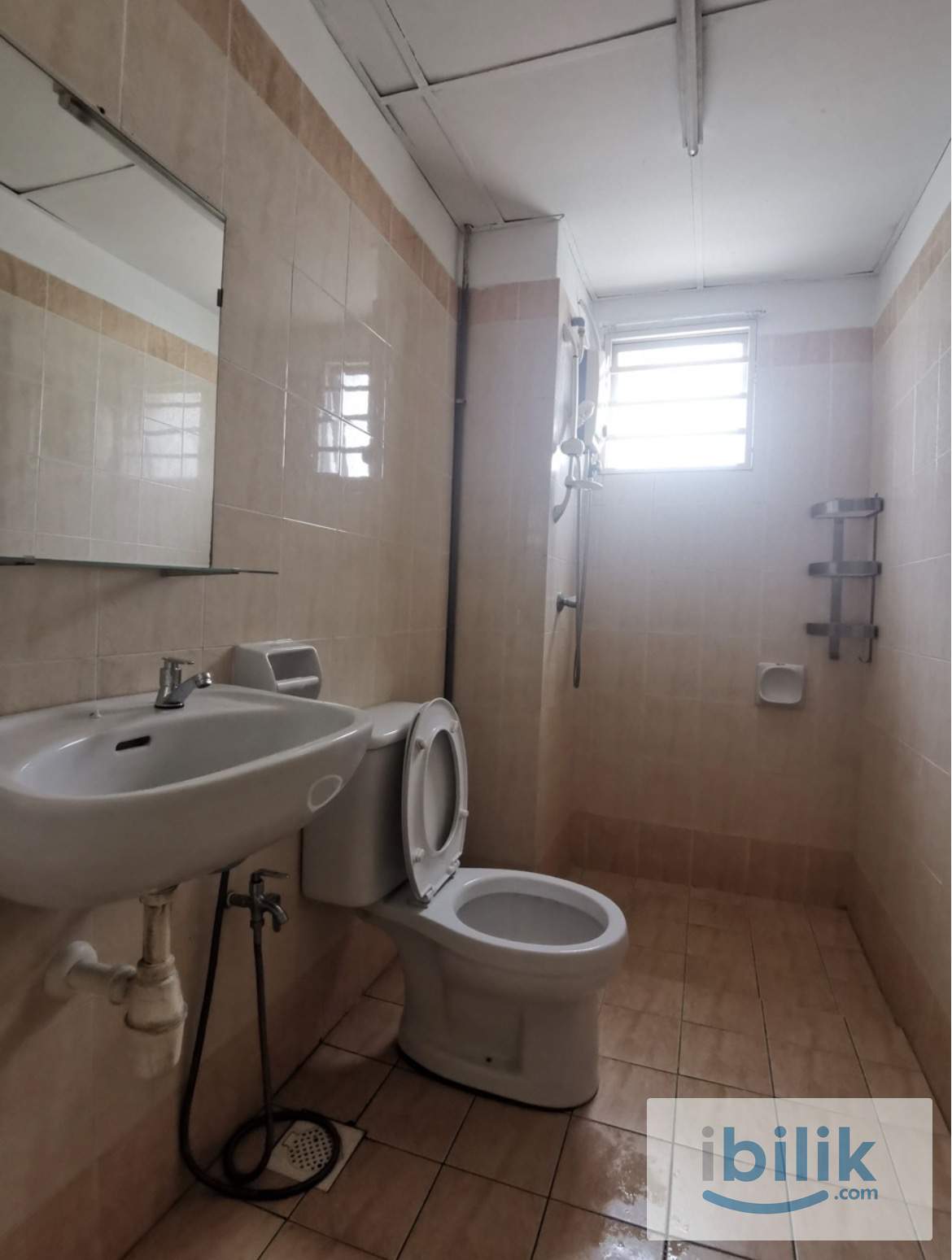 (Female unit)Comfy balcony room for rent at suriaMas condo sunway - Image 6