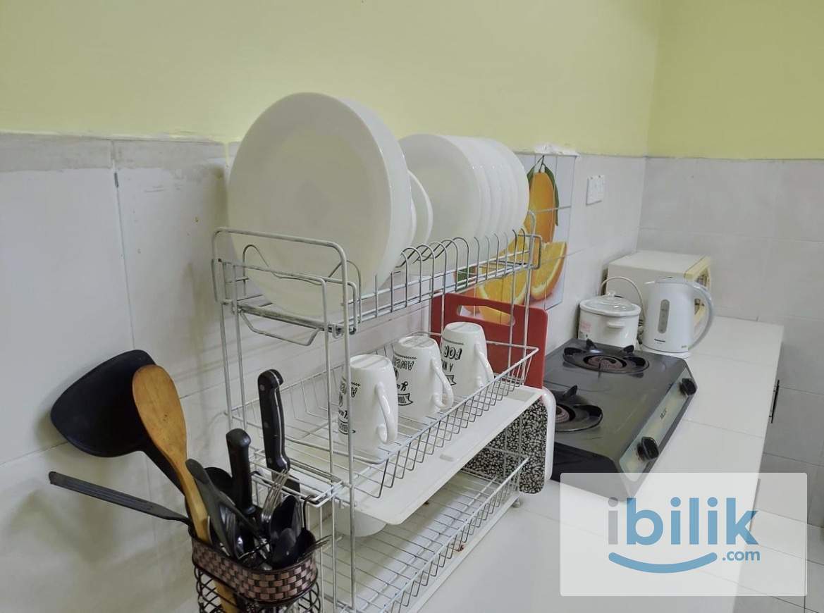 Comfy balcony room for rent at suriaMas condo sunway - Image 5