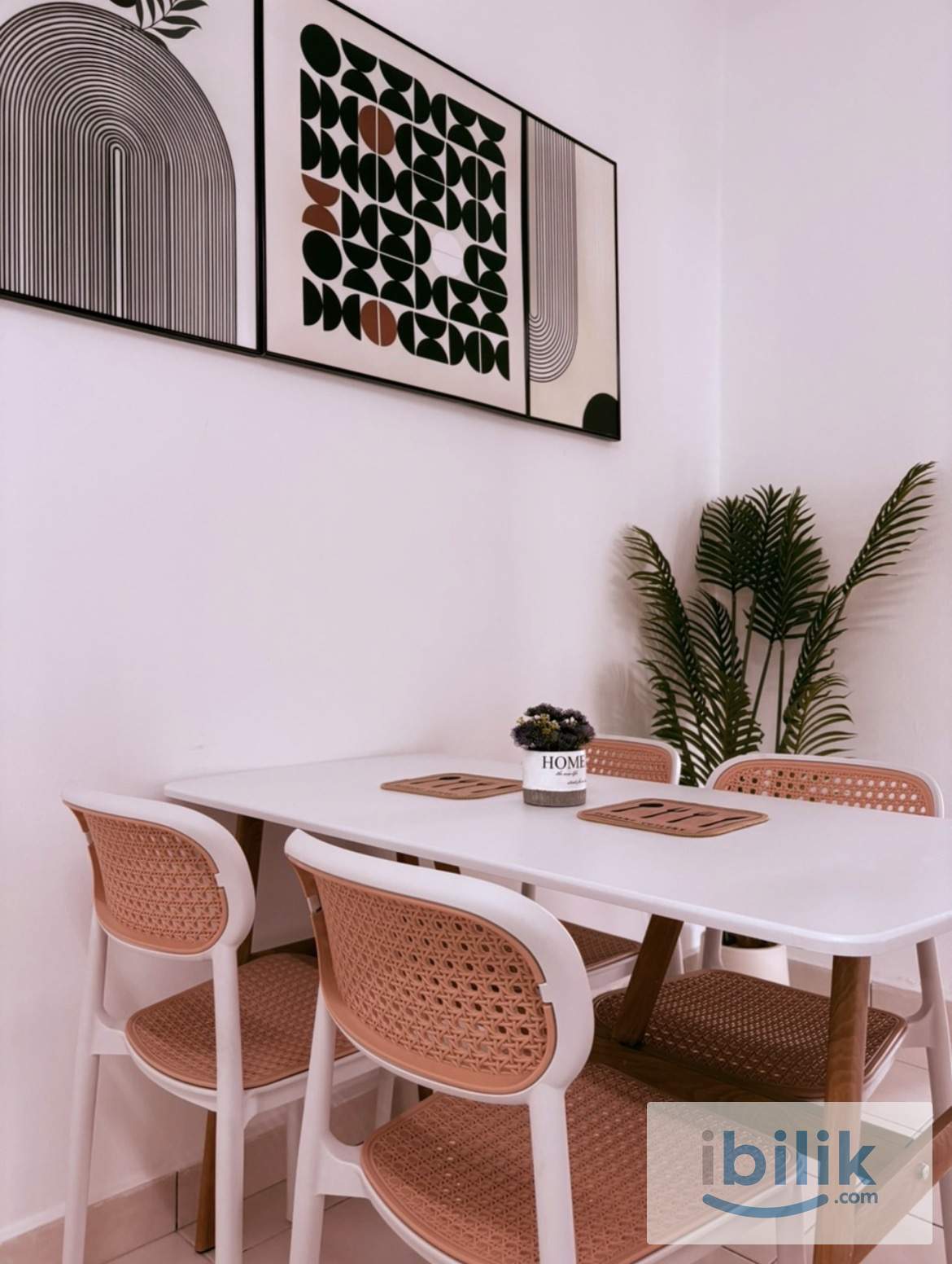 Comfy master room for rent at Residensi laguna - Image 4