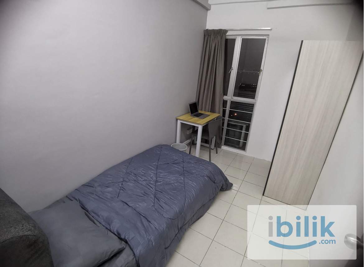 Comfy single room for rent at Residensi laguna - Image 1