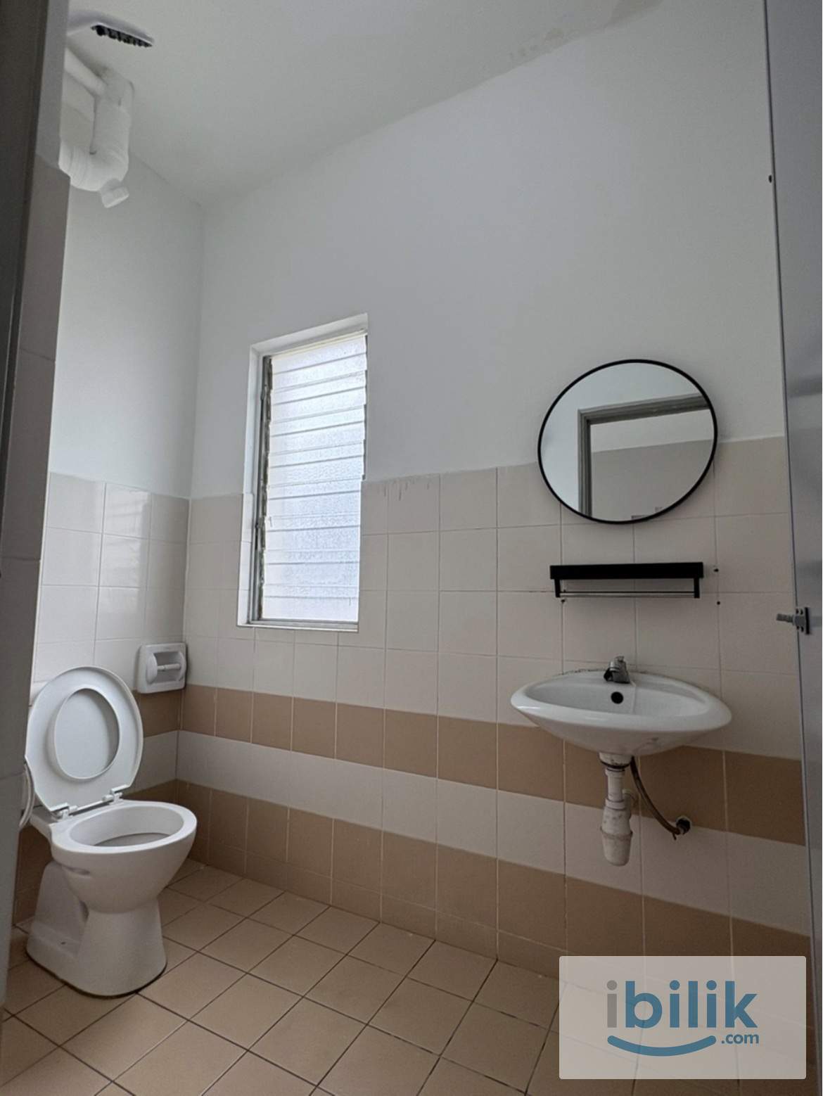 Comfy single room for rent at Residensi Laguna  - Image 3