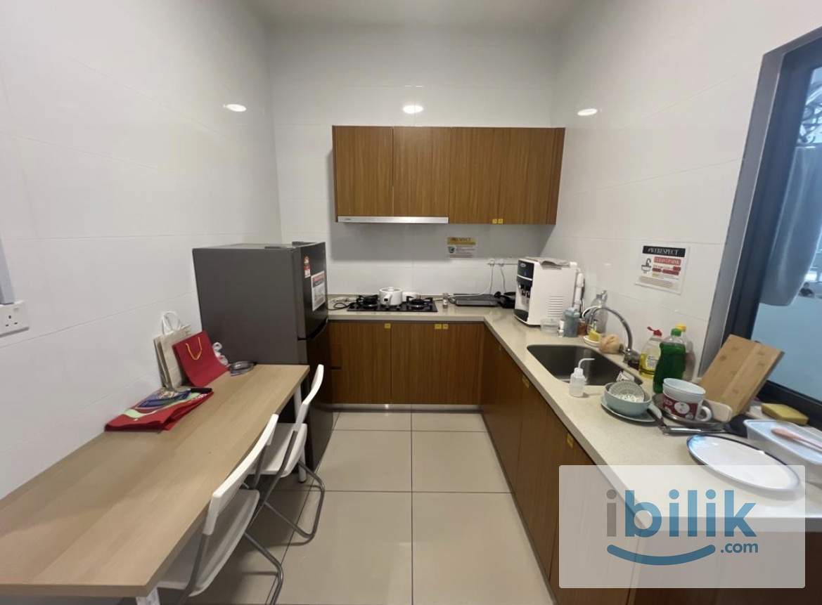 Comfy balcony room for rent at verando residence  - Image 3