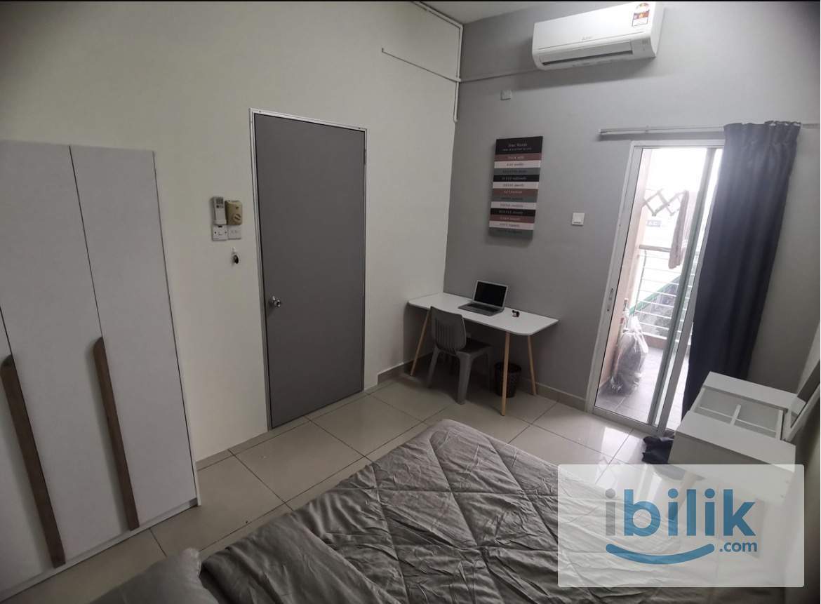 Comfy balcony room for rent at impian meridian  - Image 2