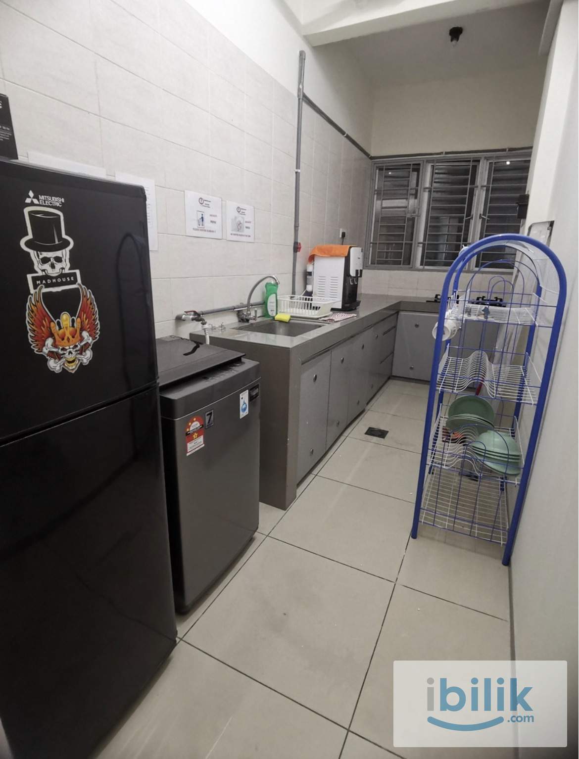 Comfy balcony room for rent at impian meridian  - Image 4