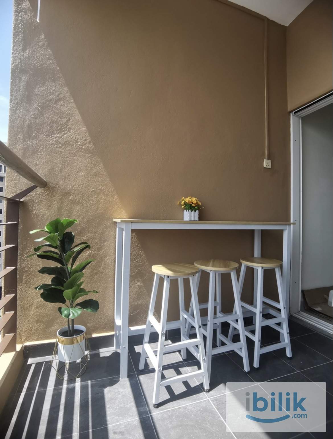 Comfy balcony room for rent at impian meridian  - Image 5