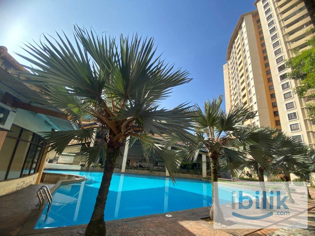 Actual Picture Big Queen Bed Furnished🚝Walk to MRT Surian /Sunway Medical🏊🏼Weekly Cleaning🧹Free Wifi Parking Optional - Image 5
