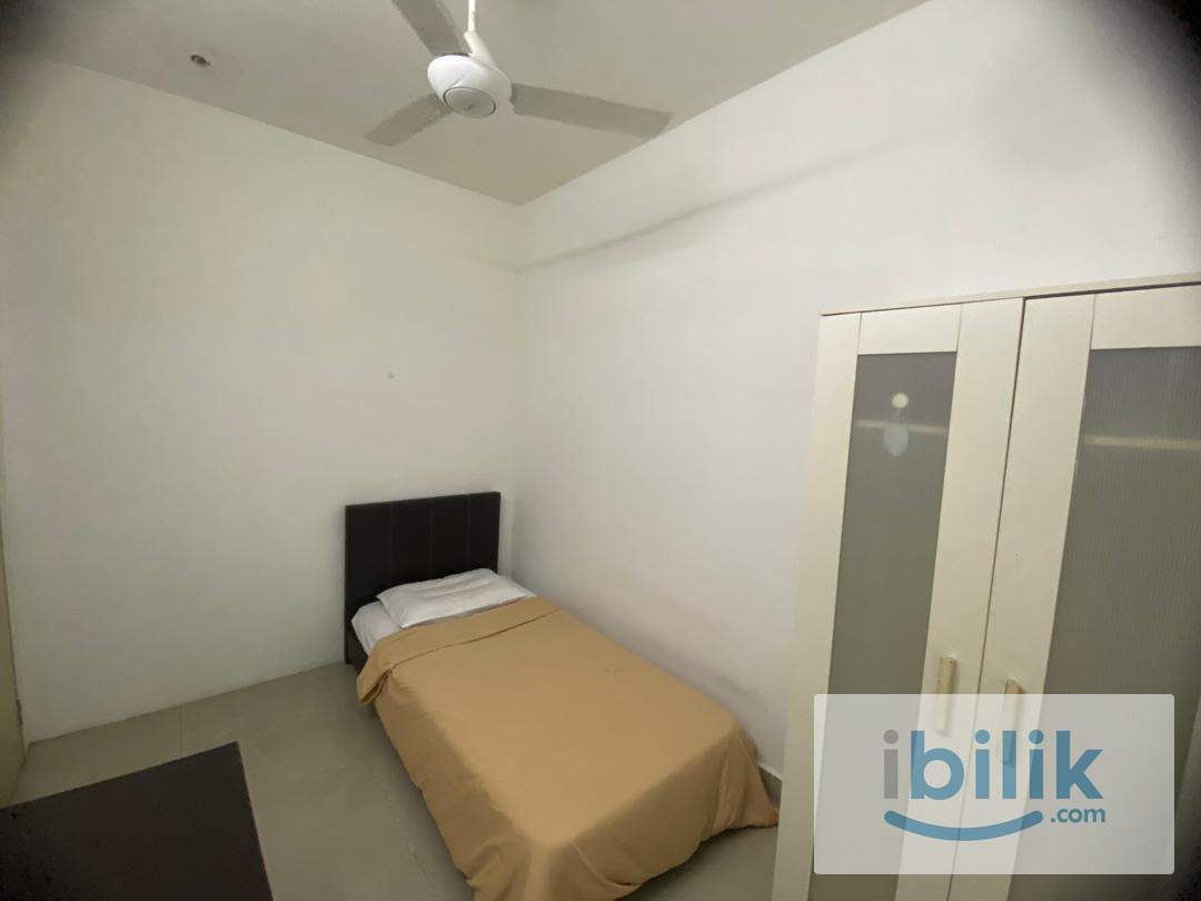 Female Muslim Unit 🚶🏻Walk to MRT KOTA DAMANSARA 🚝Furnished Room 🧹Free Wifi & Weekly Cleaning - Image 3
