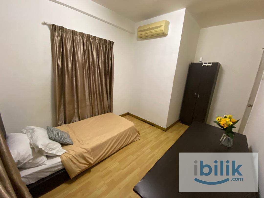 Actual Unit 🌇 Cosy Medium Room🚶🏻Walk to MRT KD 🧹Weekly Cleaning & Free Wifi - Image 3