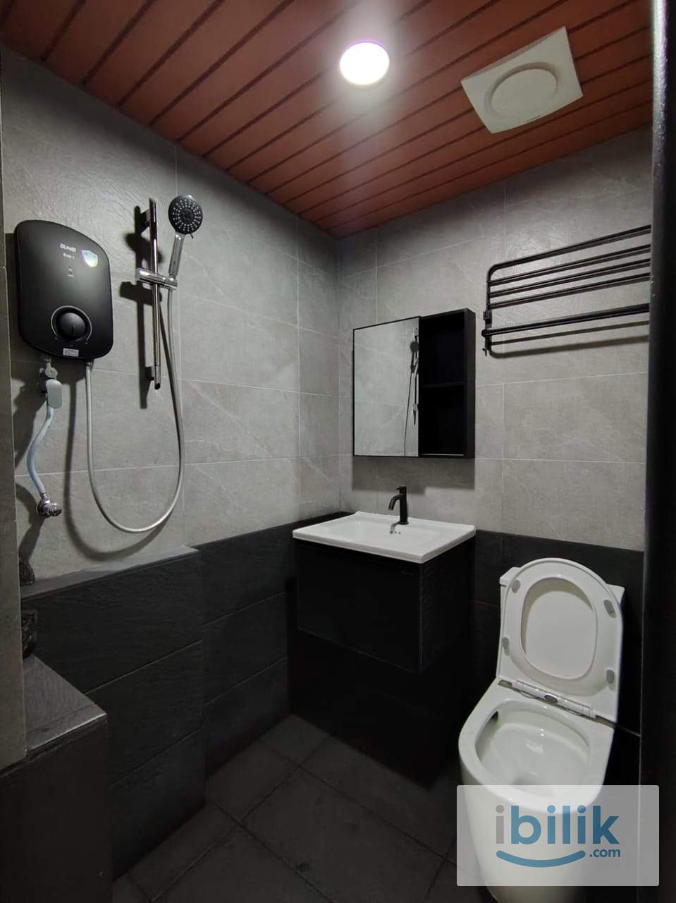 Shoplot Bedroom in Setapak - Image 4