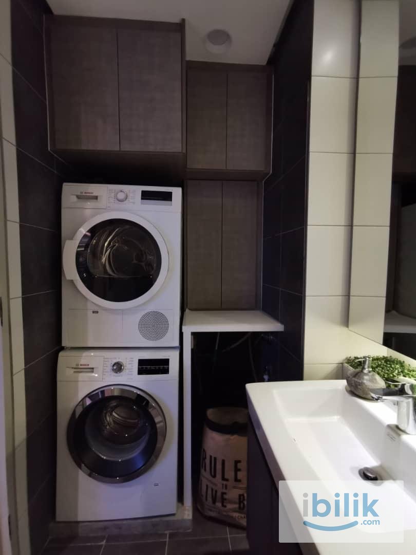 Middle Room with Attached Bathroom - Image 6