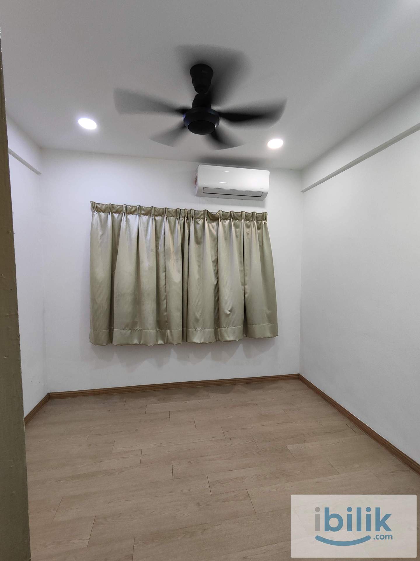 Male Single Room|5min to LRT Station - Image 1