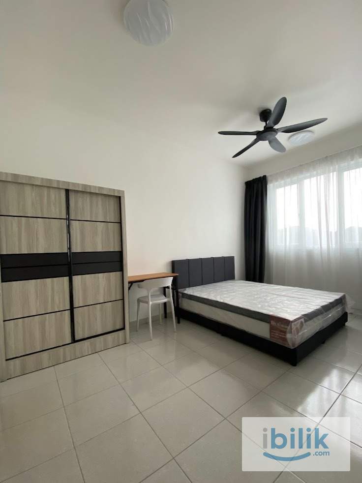 FEMALE Master Room at Bayan Lepas, Penang - Image 1