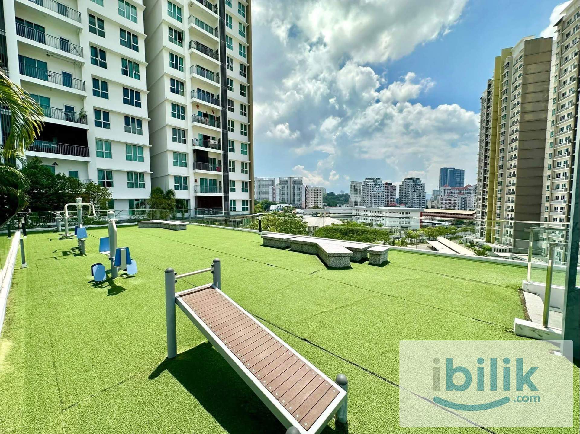 Bayan Lepas Balcony Room Near SPICE - Image 7