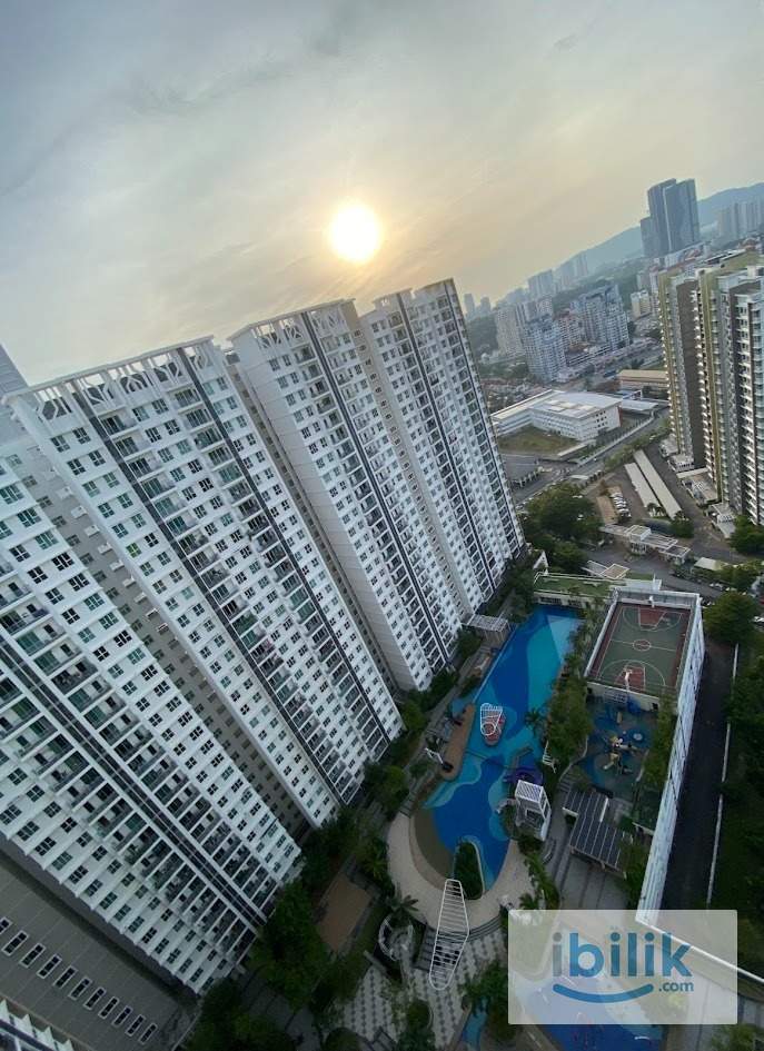 Bayan Lepas Balcony Room Near SPICE - Image 8