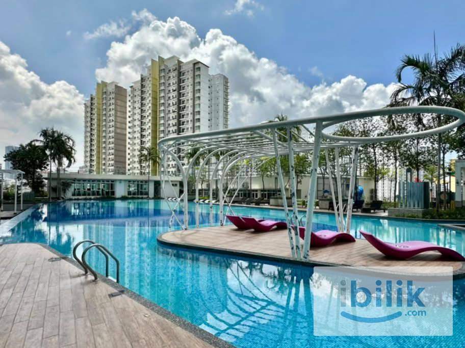 Bayan Lepas Balcony Room Near SPICE - Image 9