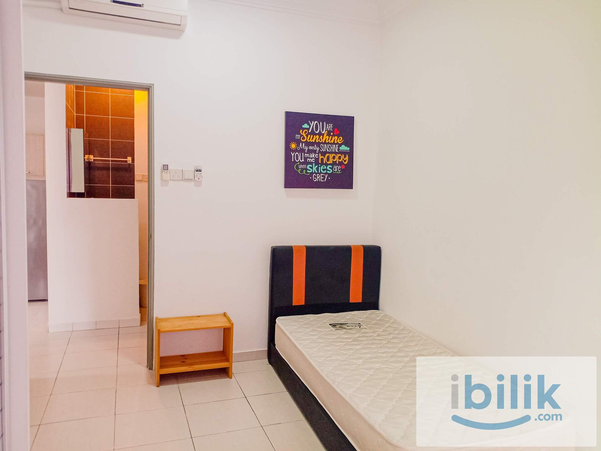 SURIA JELATEK CONDOMINIUM FULLY FURNISHED SMALL ROOM FOR RENT!! - Image 1