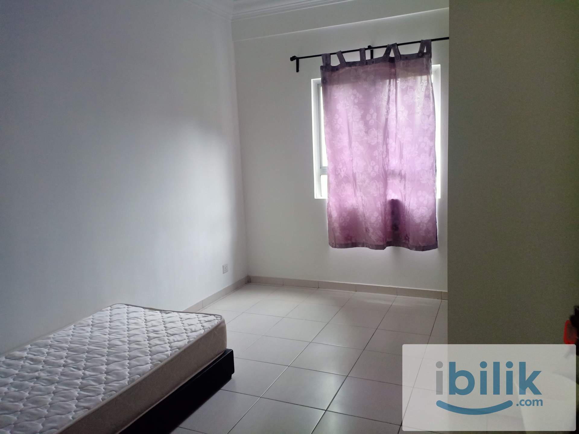 SURIA JELATEK CONDOMINIUM FULLY FURNISHED SMALL ROOM FOR RENT!! - Image 5