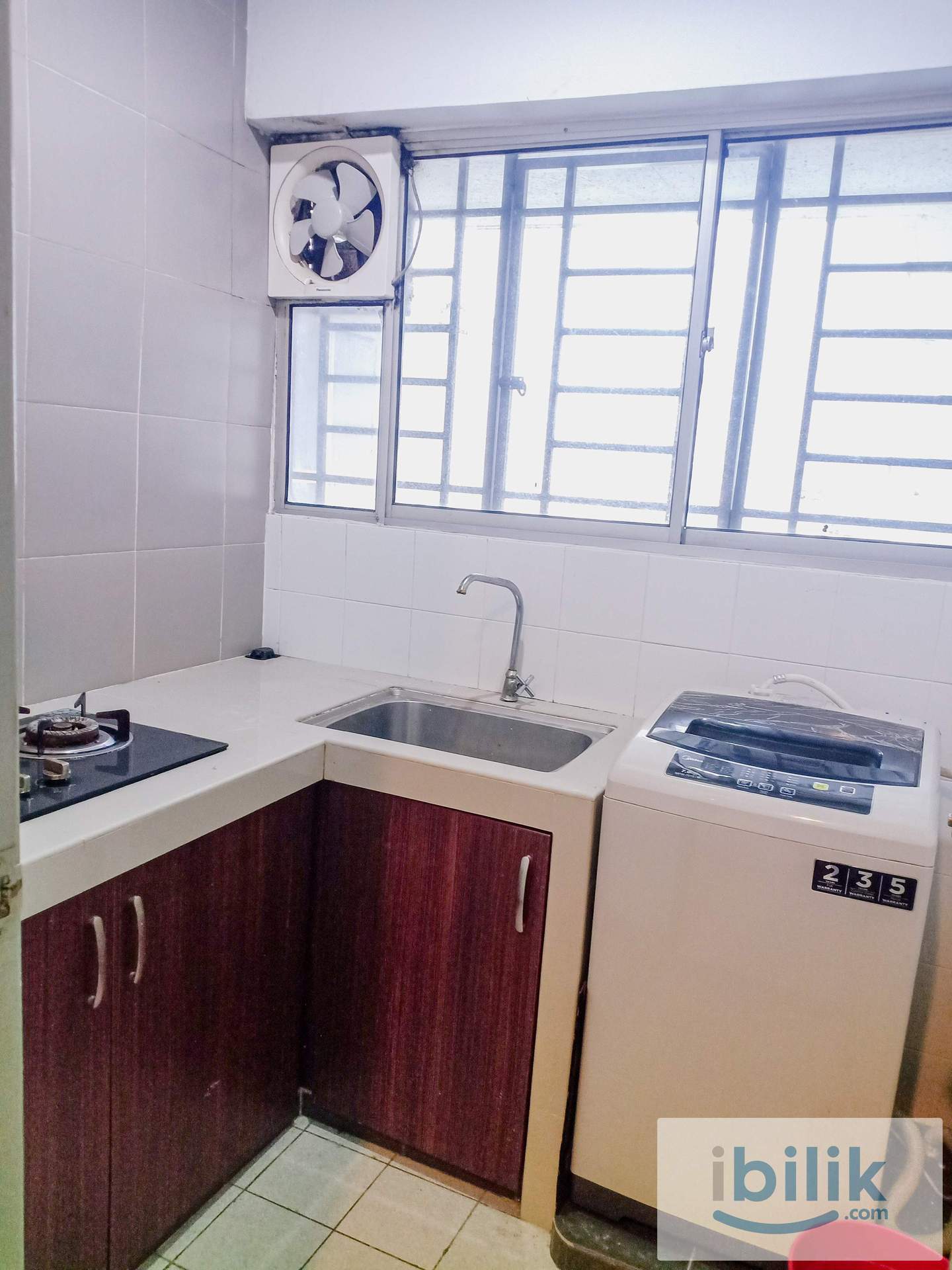SURIA JELATEK CONDOMINIUM FULLY FURNISHED SMALL ROOM FOR RENT!! - Image 6