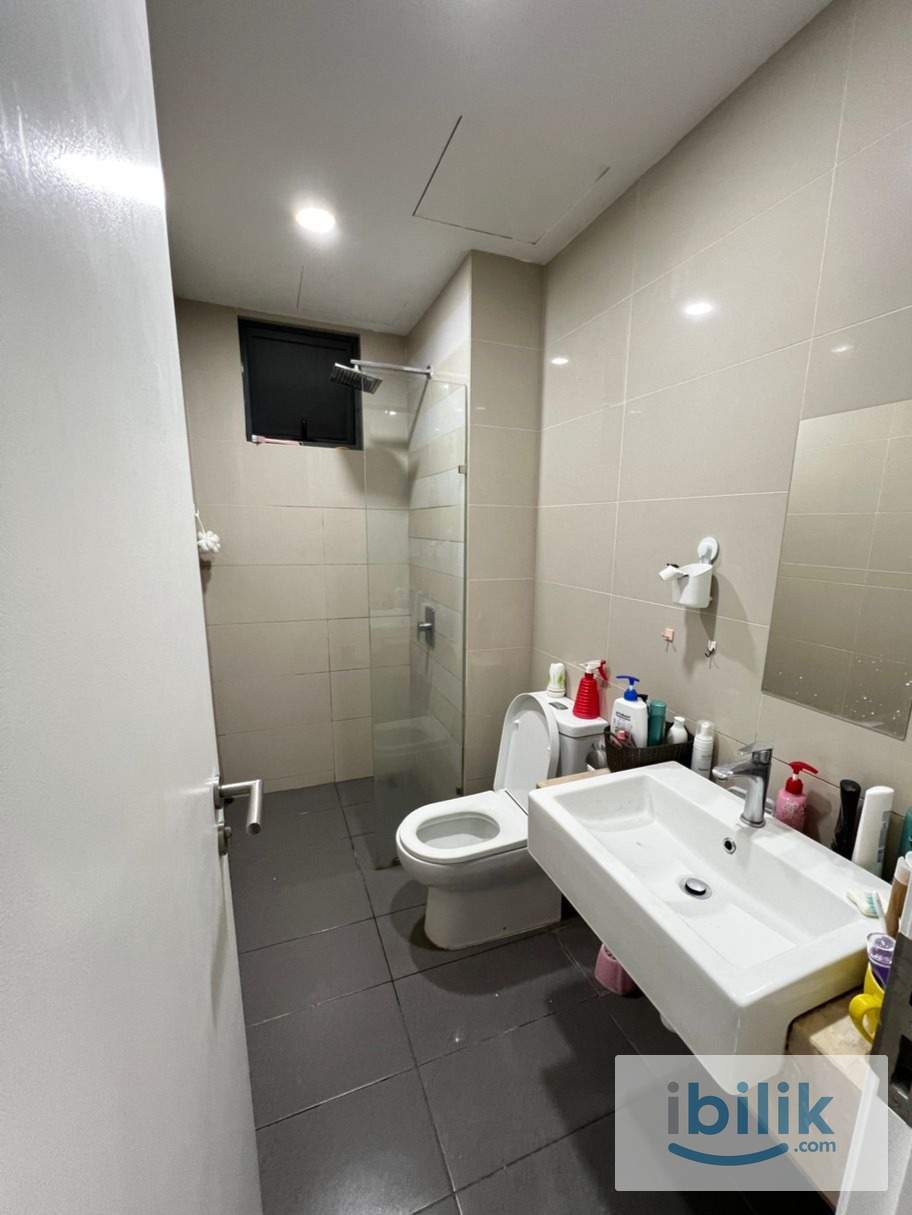 Middle Room at United Point Residence, Segambut (Female Unit) - Image 4