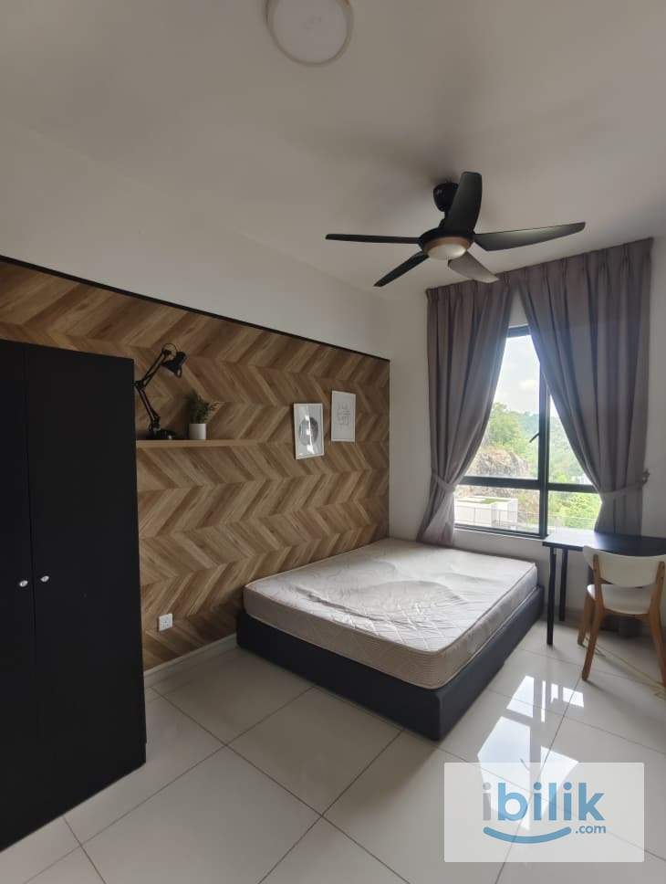 ✨ Riana South Alam Damai Middle Room 中房出租 ✨ - Image 1