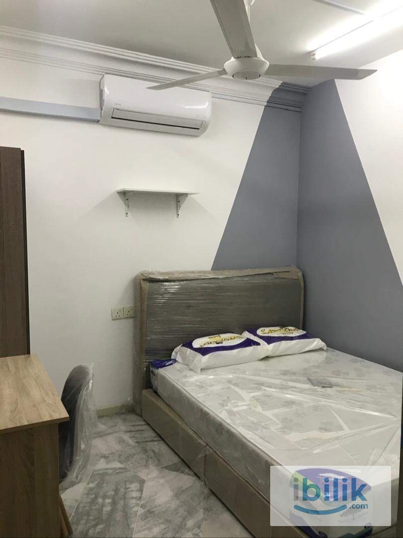 [FEMALE UNIT] CLEAN AND TIDY MEDIUM ROOM FOR RENT - Image 1