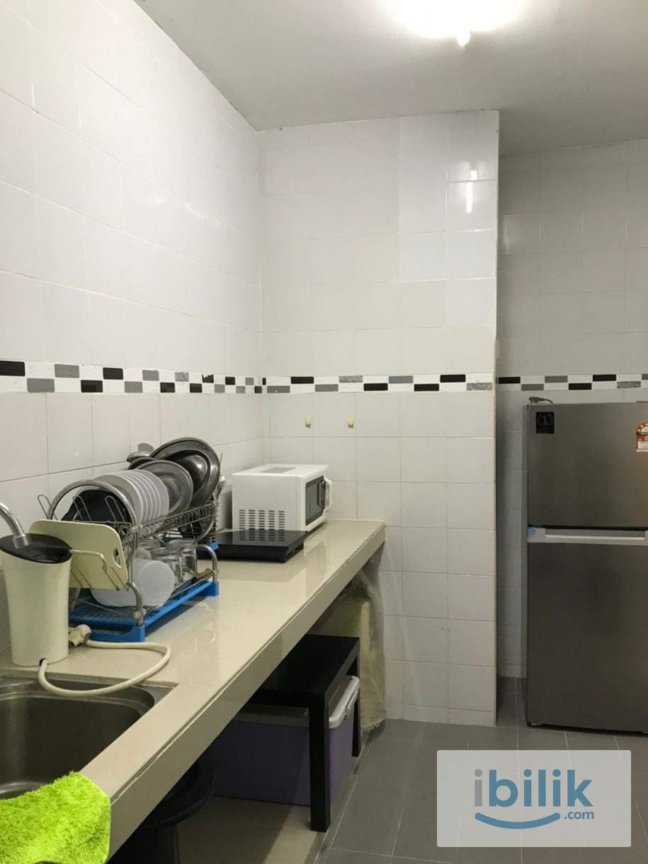 [FEMALE UNIT] CLEAN AND TIDY MEDIUM ROOM FOR RENT - Image 3