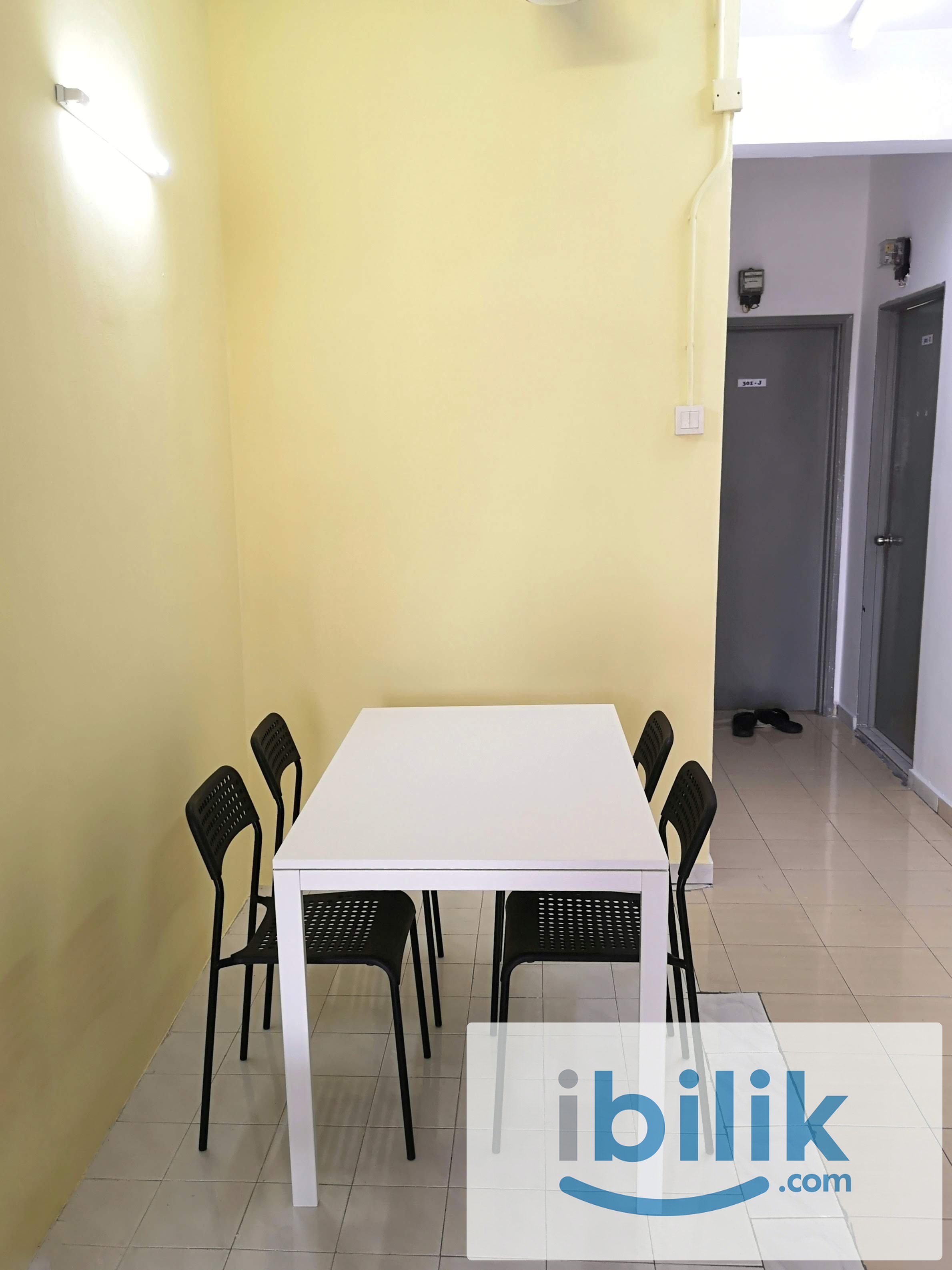 Subang Apartment Room 3 - Image 6