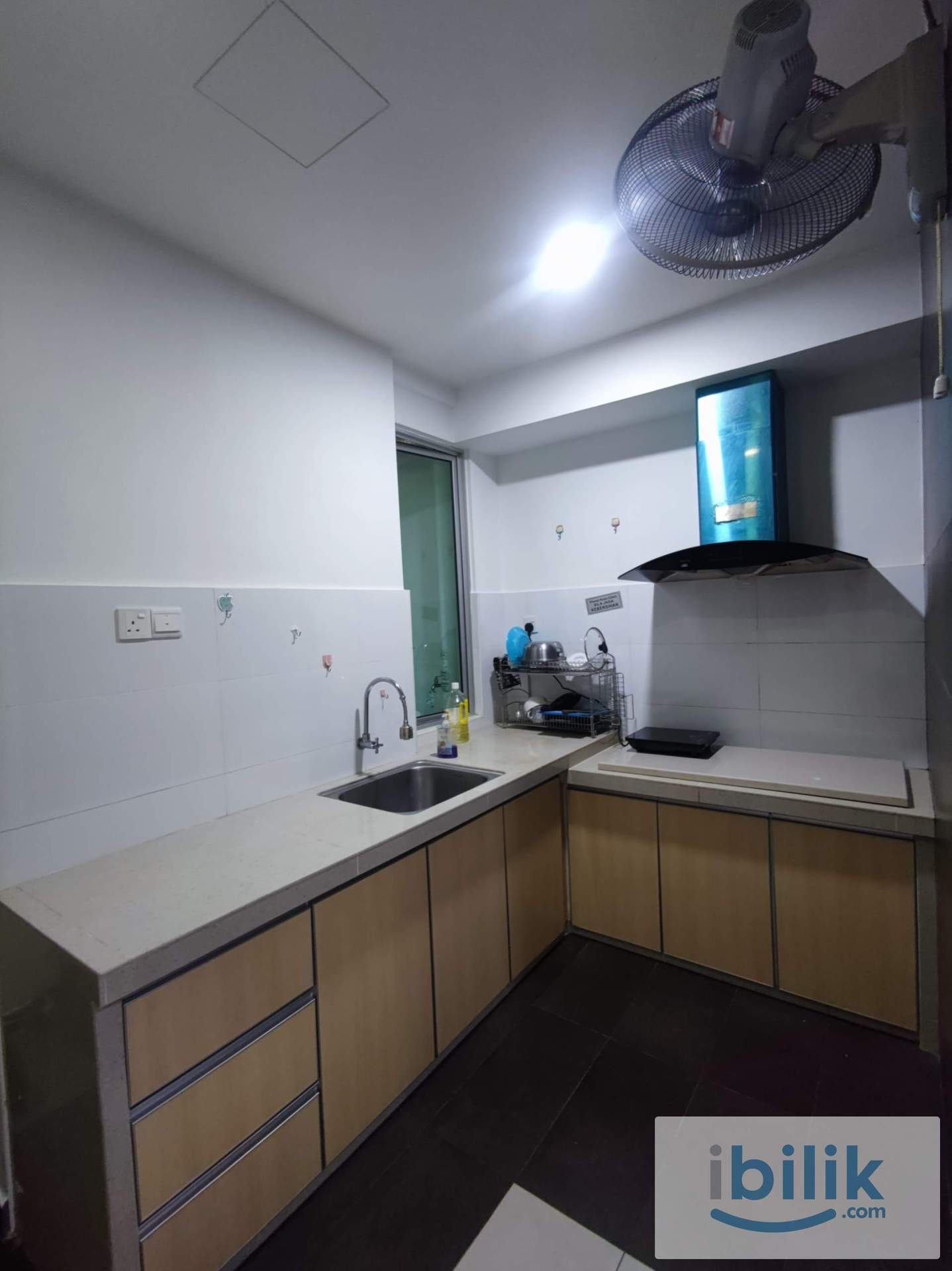 Beautiful Balcony Room Rental - Golden Triangle, Sungai Ara, Bayan Lepas - Image 5