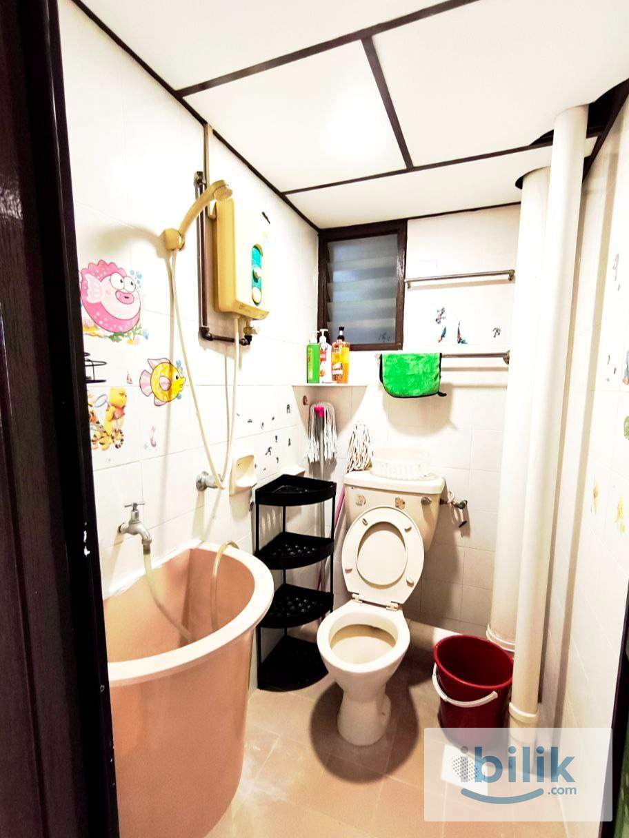Middle Room for Rent at Bayan Lepas, Penang - Image 3