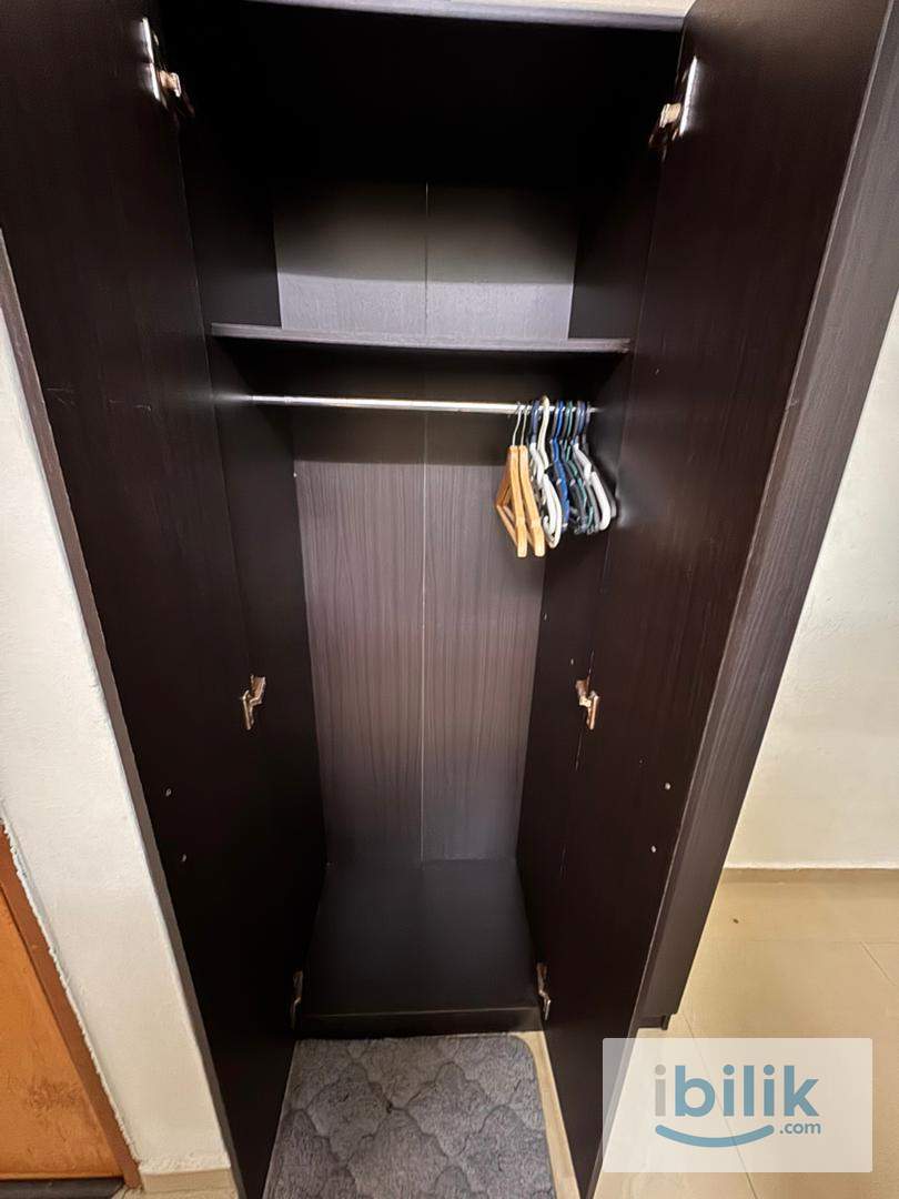 Middle Room For Rent at Taman Mount Austin  - Image 4