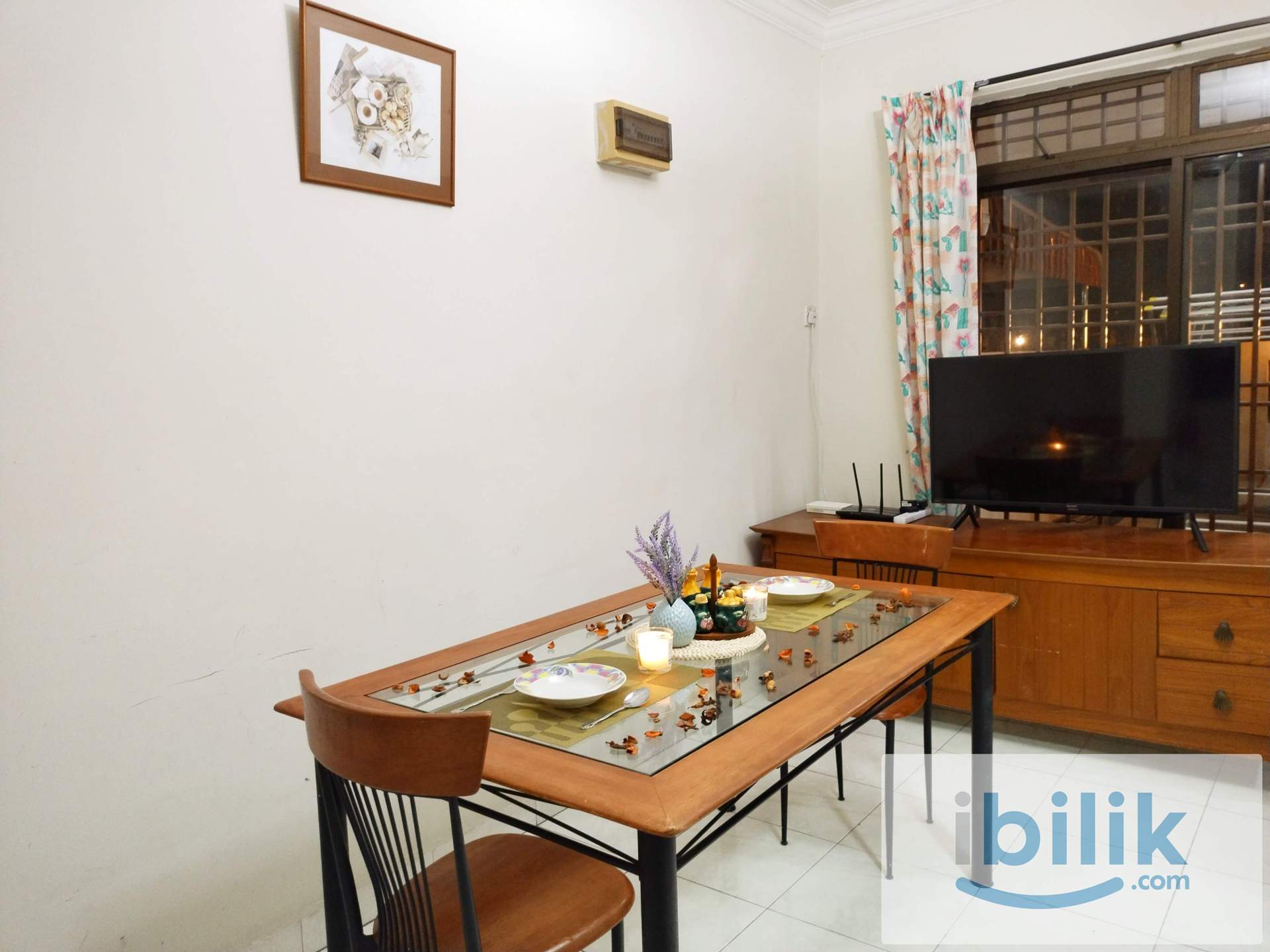 Middle Room For Rent At Taman Mount Austin  - Image 4
