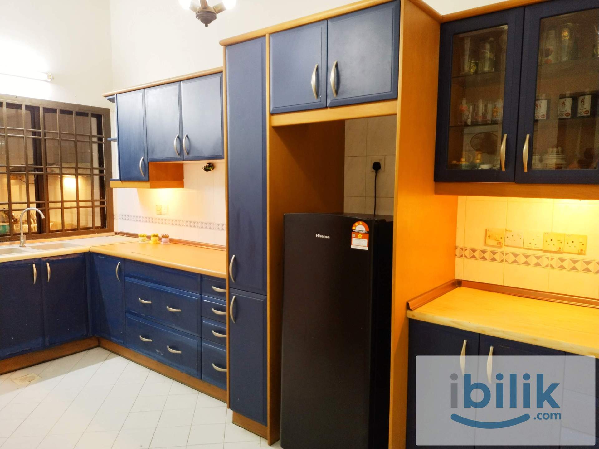 Middle Room For Rent At Taman Mount Austin  - Image 5
