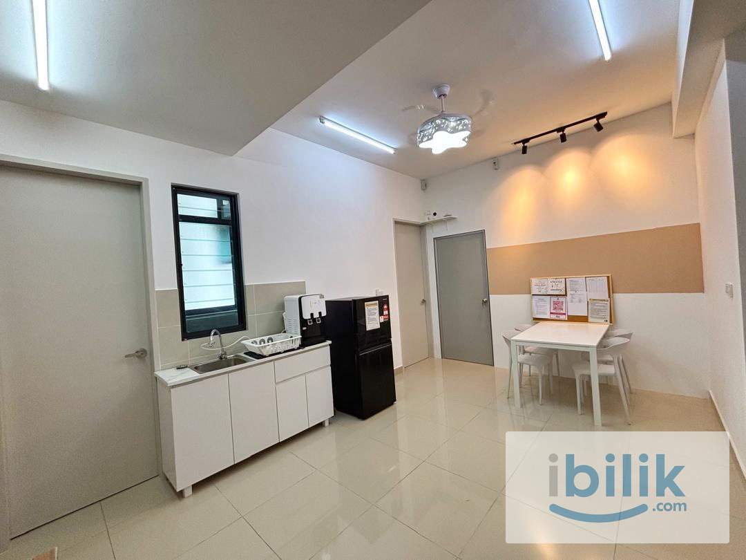 Female Muslim Single Room (Walk to LRT Station) Rental include Utilities - Image 6