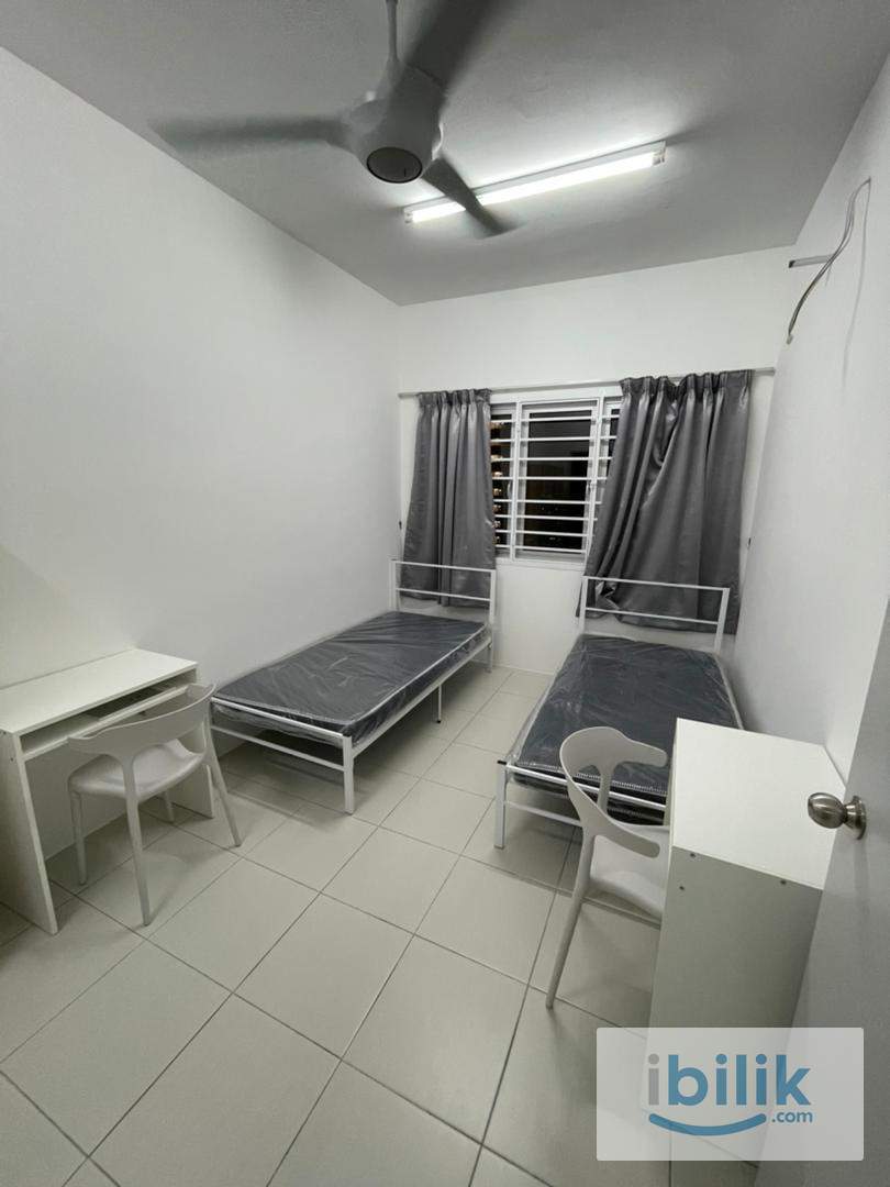 Female Muslim Master Room - 1 or 2 pax (Rental include utilities, wifi & Cleaning) - Image 3