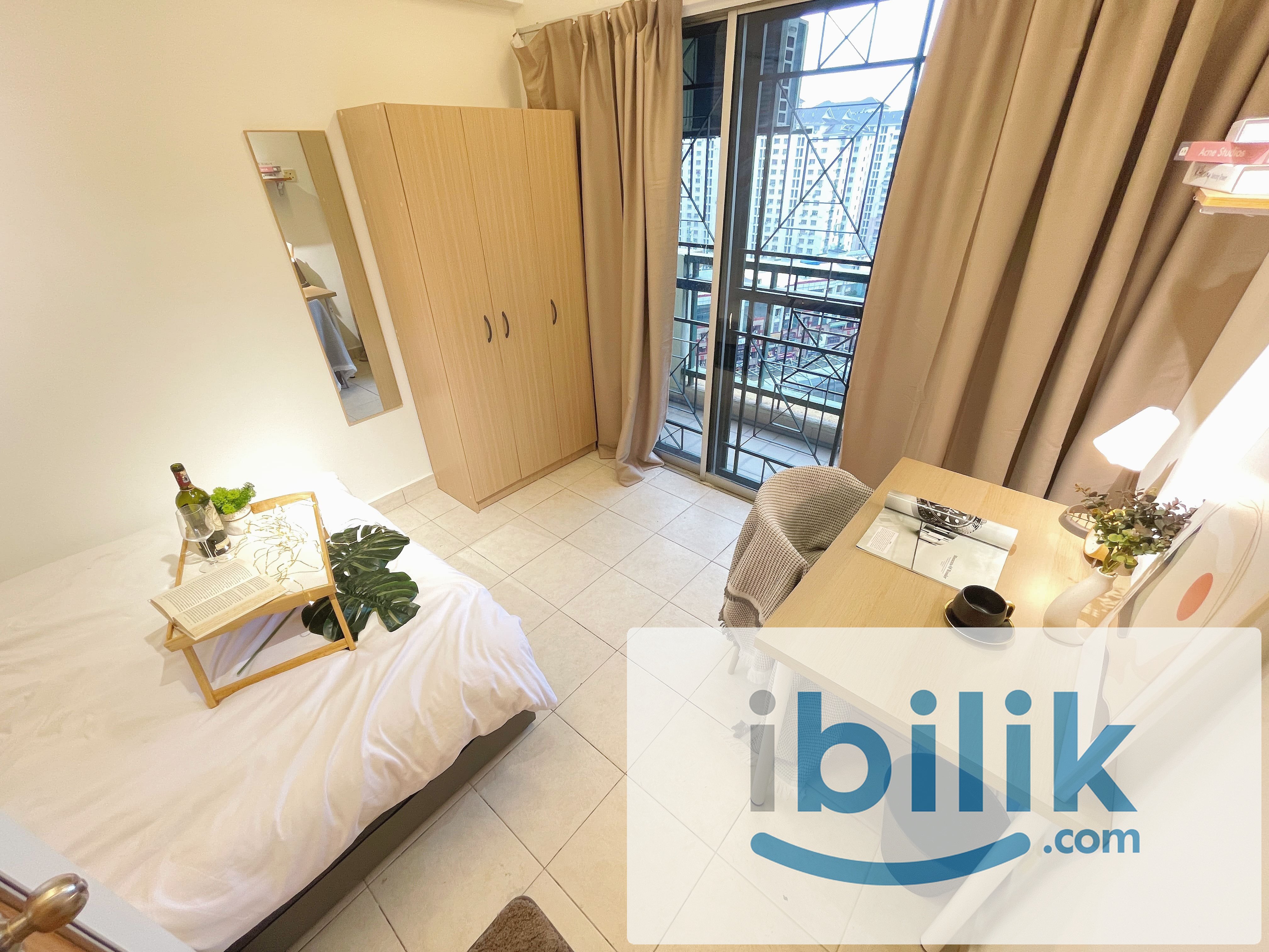 👉🏻CLICK IN NOW AND BE SURPRISED!😍 PREMIUM BALCONY ROOM IN KOTA DAMANSARA 🏙️ - Image 1