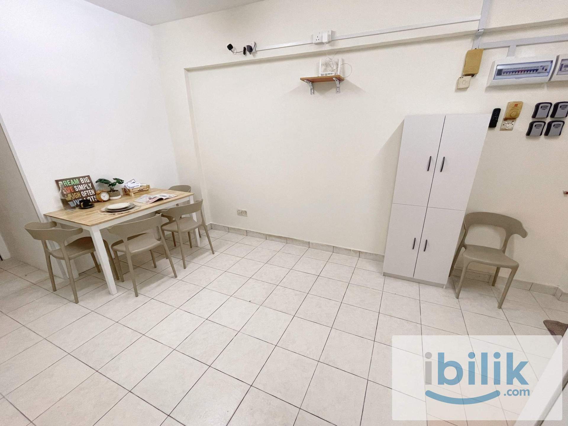 🏡MOST SOUGHT AFTER ROOM!🥰PREMIUM QUEEN ROOM! WALKING DISTANCE TO MRT MUTIARA DAMANSARA 🚅 - Image 7