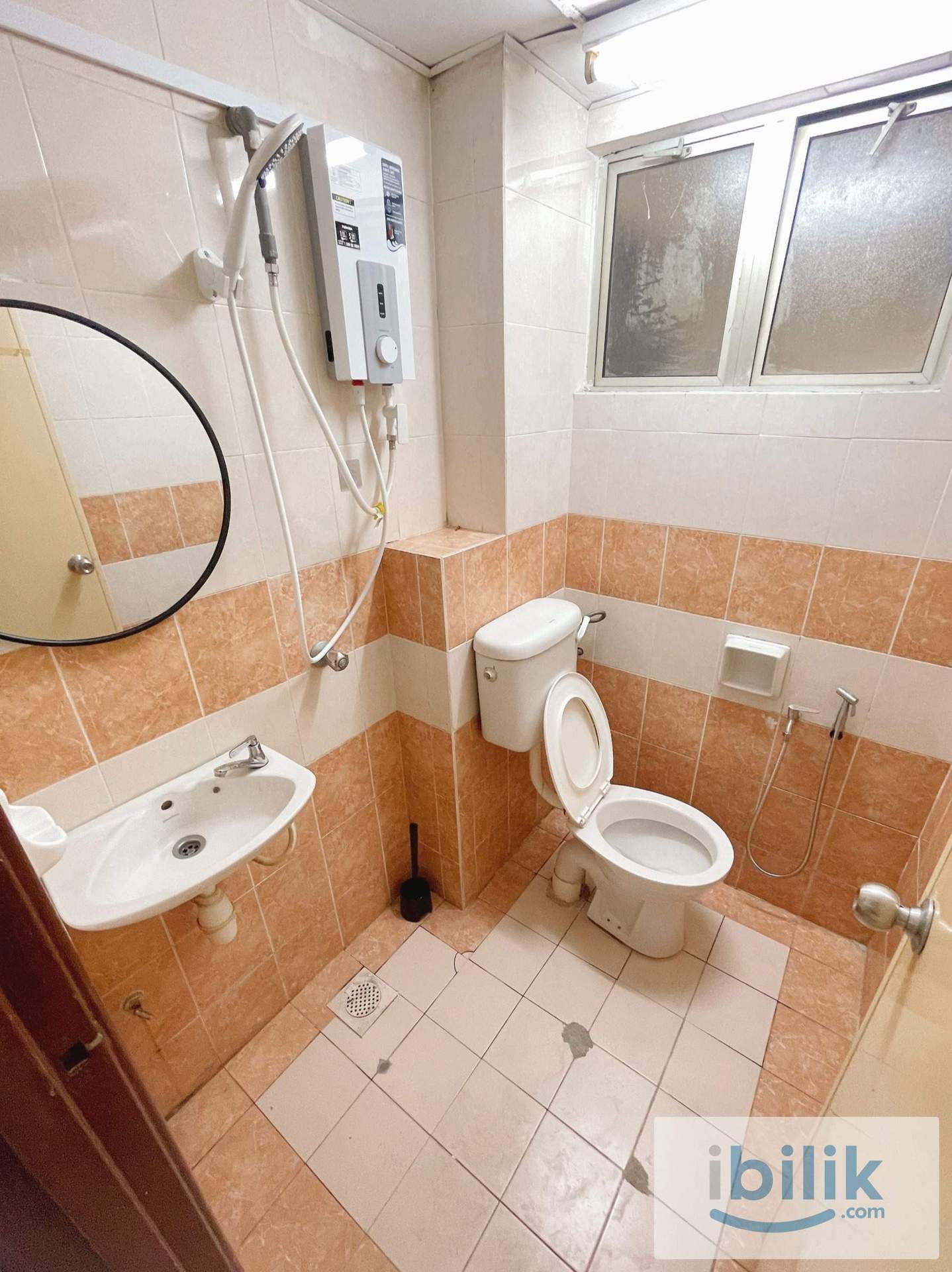 💎PREMIUM LUXURY ROOM IN PELANGI DAMANSARA!💎 QUEEN ROOM! - Image 9