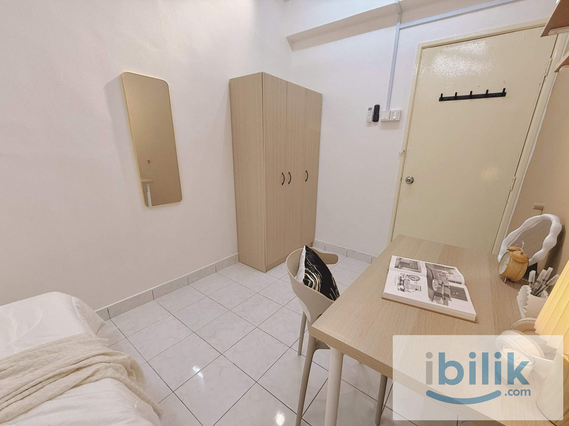 🏡 QUEEN ROOM IN DAMANSARA😍WALKING DISTANCE TO MRT MUTIARA DAMANSARA 🚅 - Image 1