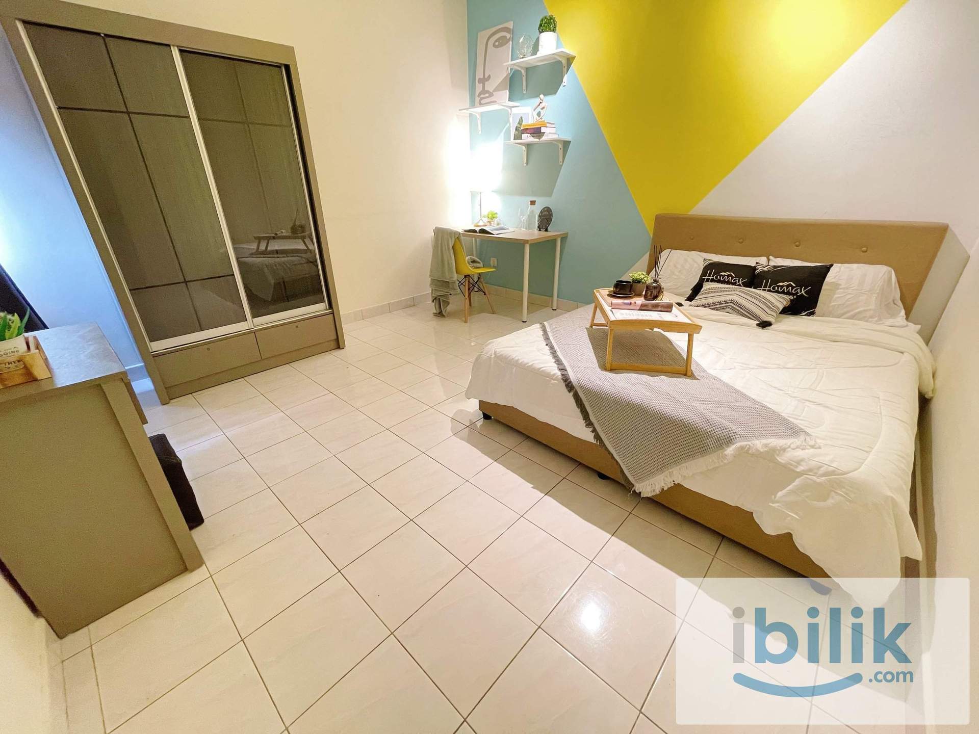 🏡 BEST ROOM IN TOWN! 🎉 PREMIUM QUEEN ROOM! ACCESSIBLE TO TARUC/TARUMT 🚗 - Image 5
