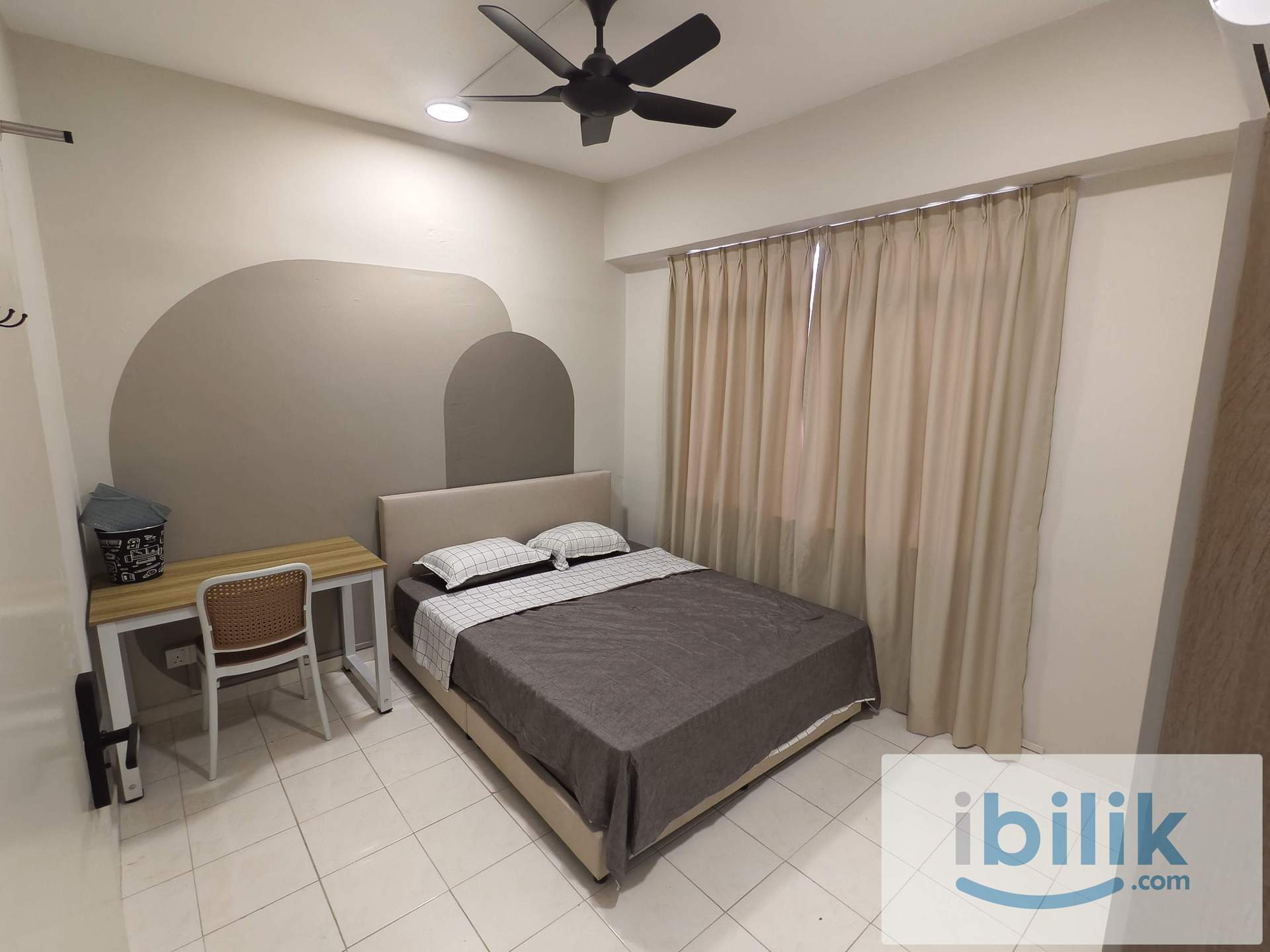 Middle Room at Kelana Puteri, Kelana Jaya, Petaling Jaya - Image 1