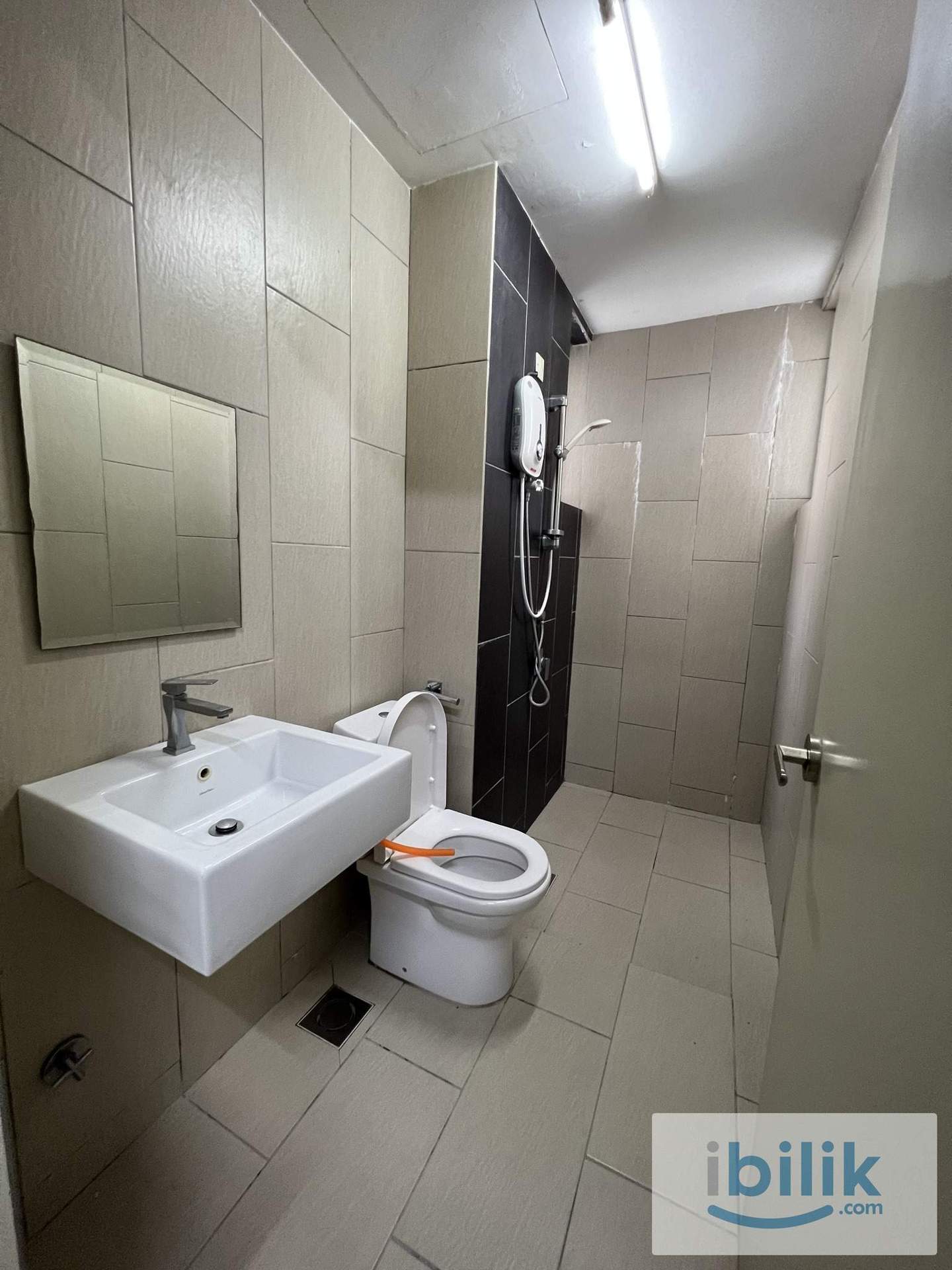 ❗Near MRT & Eko Cheras Mall 🤩✨Vina Residency✨ Fully Furnished  Room ❗🥰 - Image 2