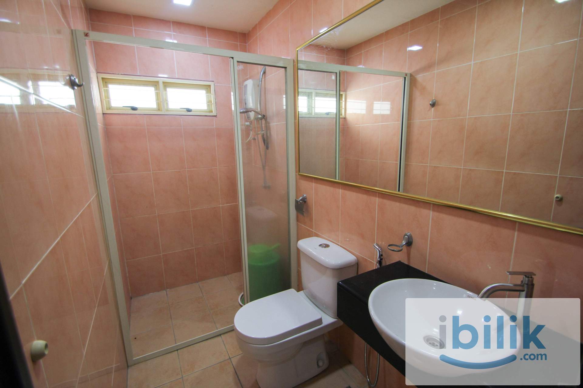 [5 mins walk to Serdang KTM]❗UPM University✨Fully Furnished Master Room🥰Ready Move in - Image 4
