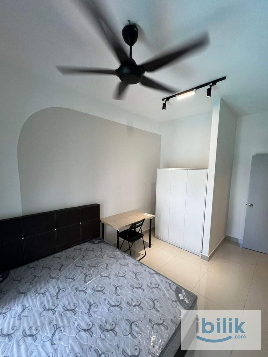 Brand New Medium Room - Image 4