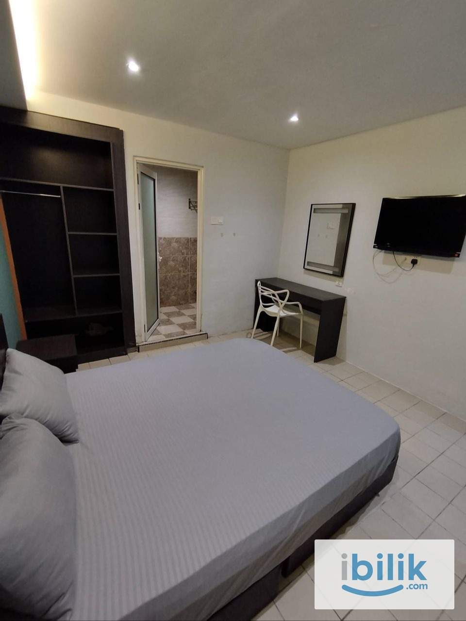 🎈 ZERO DEPOSIT‼️ Spacious Co-Living Room @ Bandar Sunway (Private Bathroom) @ Q Inn PJS 8 - Image 1