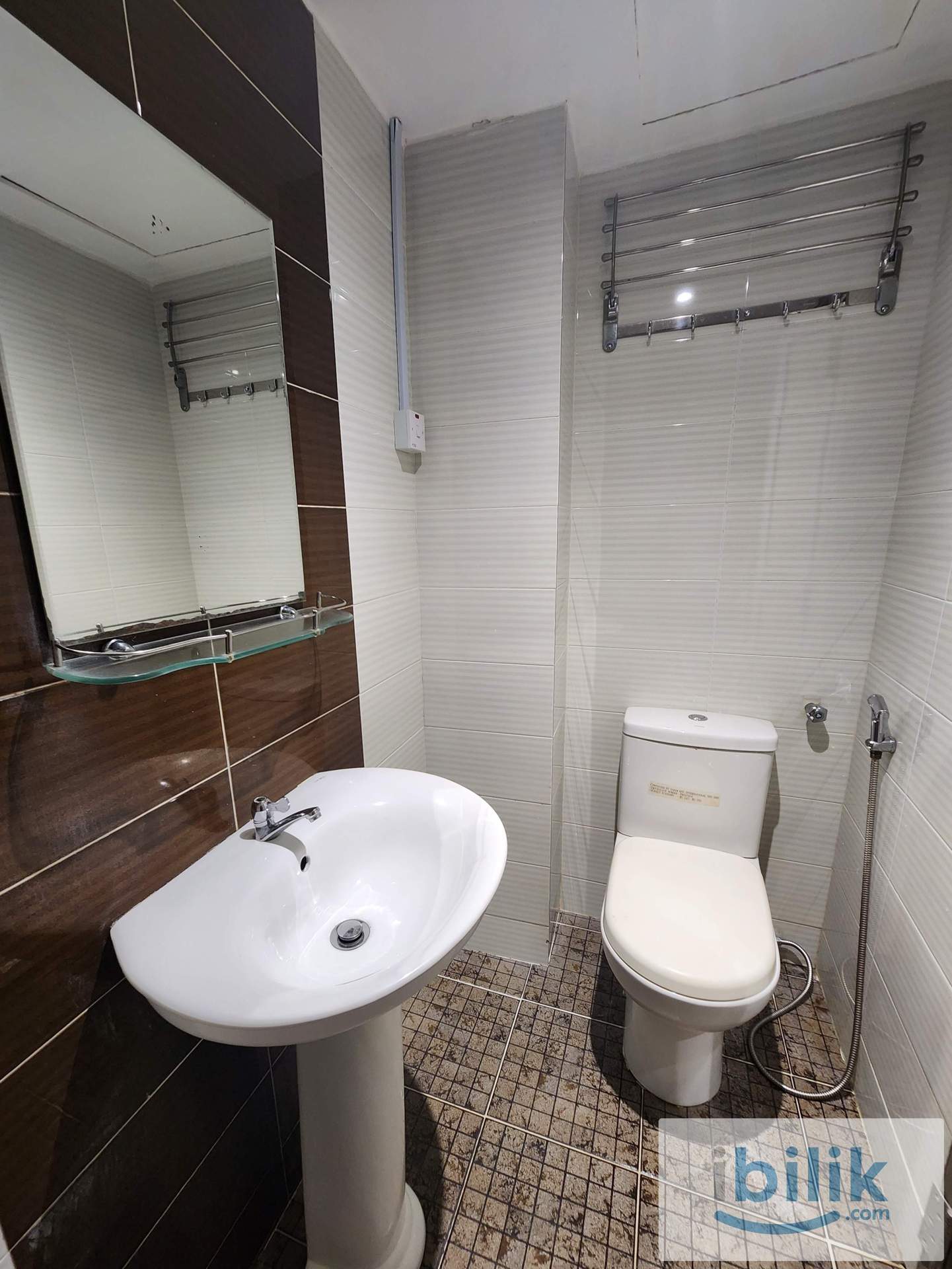 🔥STOP HERE 🔥 GRAND MARIA HOTEL MASATER ROOM ⭐⭐WALKING NEAR MONORAIL CHOW KIT,PWTC, MONORAIL TITIWANGSA,SUPERMARKET - Image 3