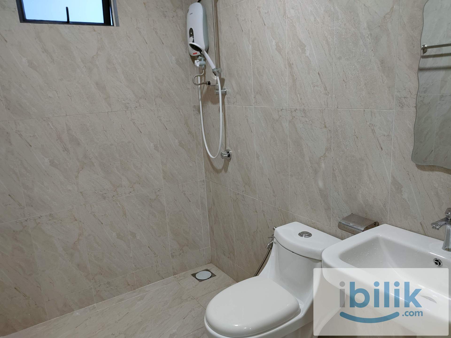 [FEMALE UNIT] Master Room at The Hamilton, Wangsa Maju | Link Bridge to Sri Rampai LRT - Image 6
