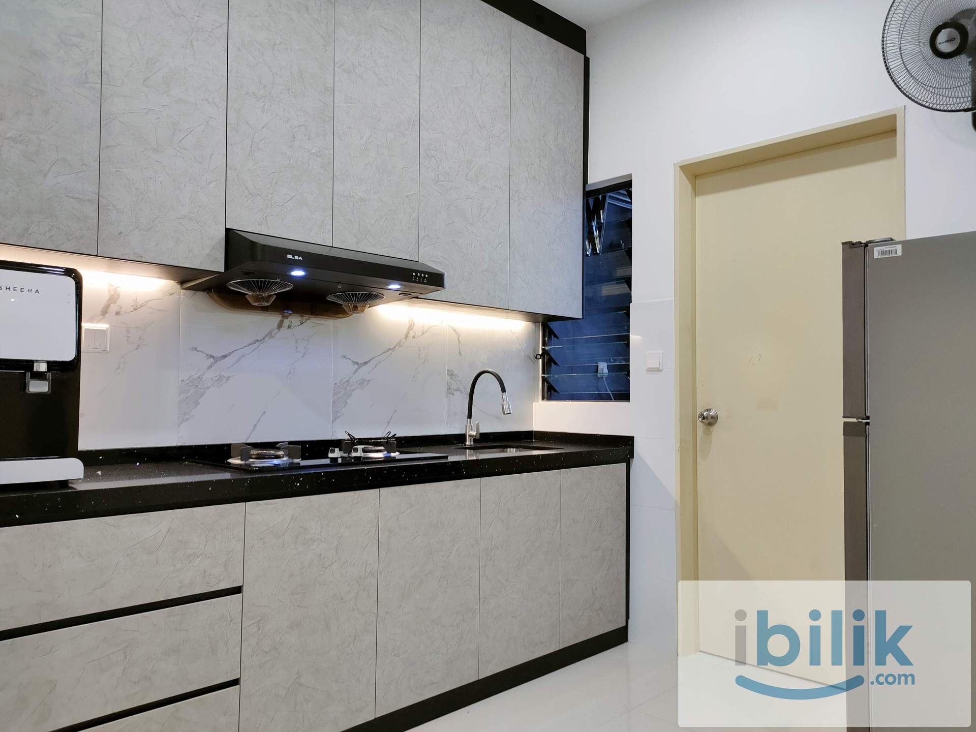 [FEMALE UNIT] Master Room at The Hamilton, Wangsa Maju | Link Bridge to Sri Rampai LRT - Image 7