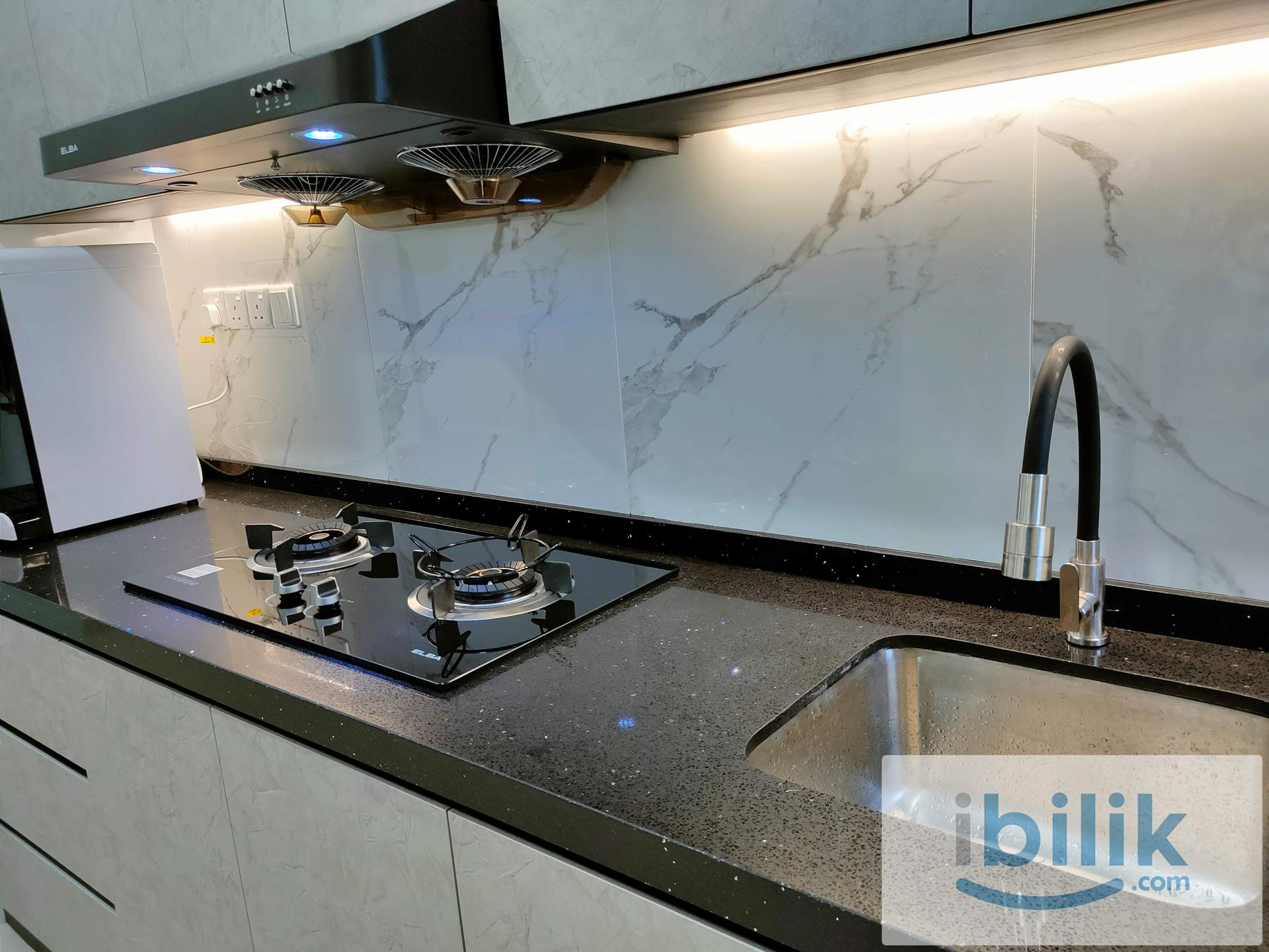 [FEMALE UNIT] Master Room at The Hamilton, Wangsa Maju | Link Bridge to Sri Rampai LRT - Image 8