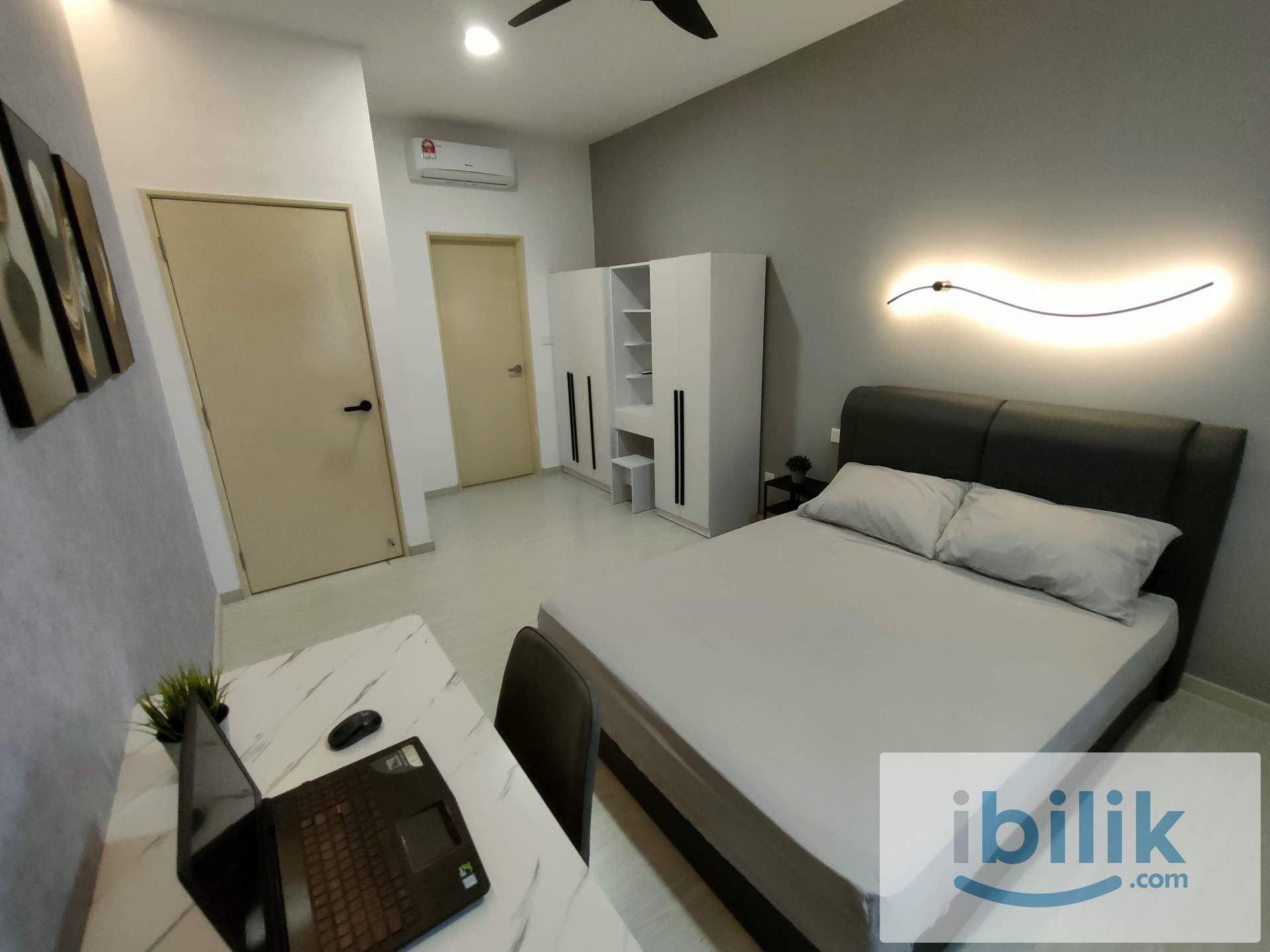 [FEMALE ONLY] Cozy Master Room at The Hamilton, Wangsa Maju | Link Bridge to Sri Rampai LRT - Image 1