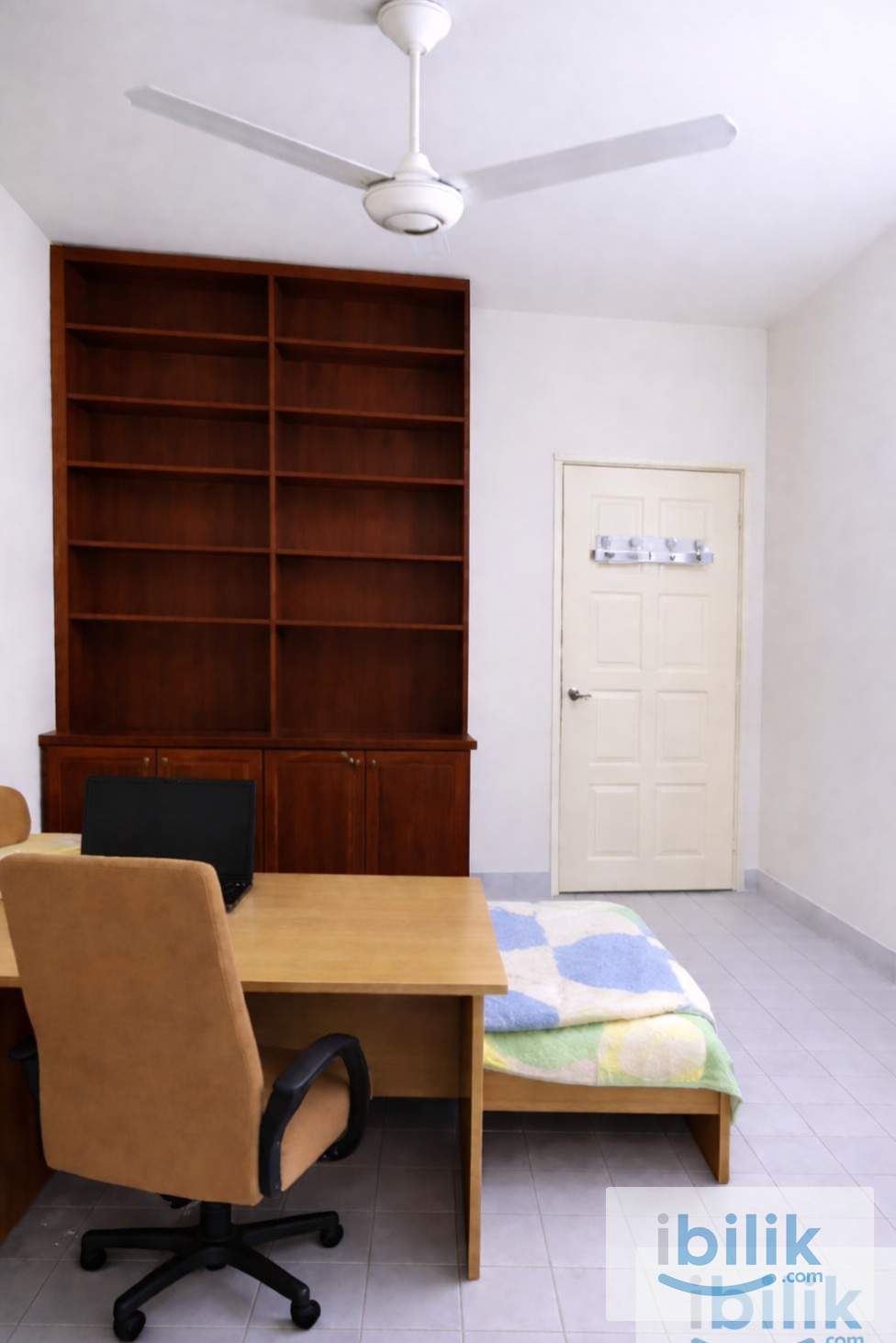 BU 4, downstairs large room available for rent - rm 700 - Image 2